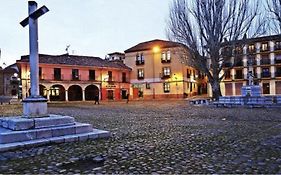 plaza del grano - barrio húmedo -